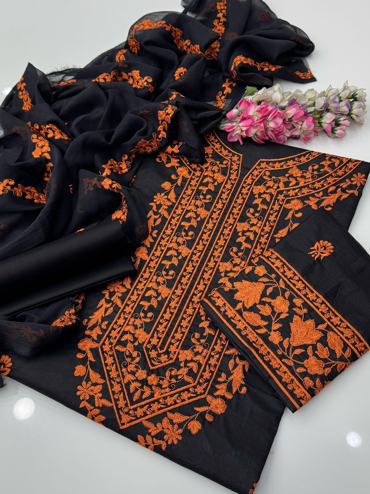 Pure Lawn 3-Piece Embroidered Dress – Handmade Style Elegance