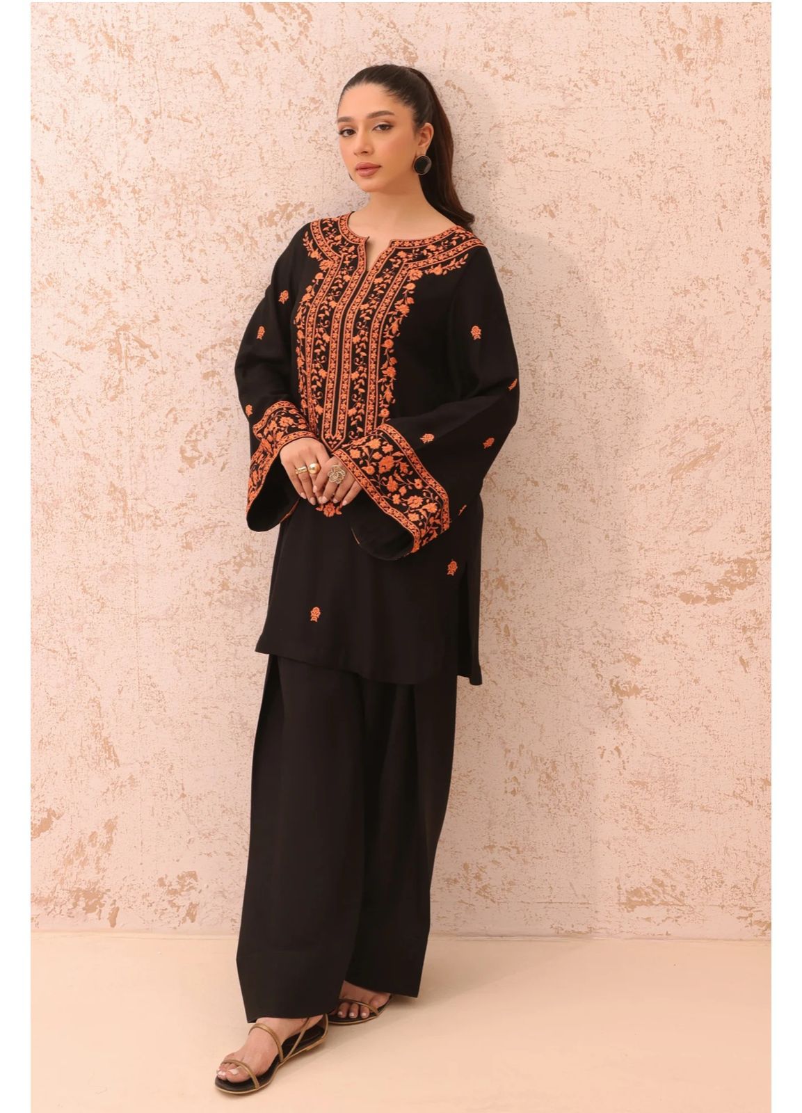 Pure Lawn 3-Piece Embroidered Dress – Handmade Style Elegance