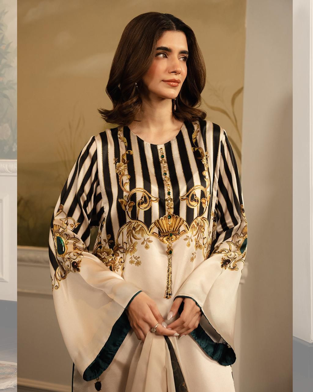 Elegant Shamoze Silk 3-Piece Digital Print Suit – Fancy Neckline Edition
