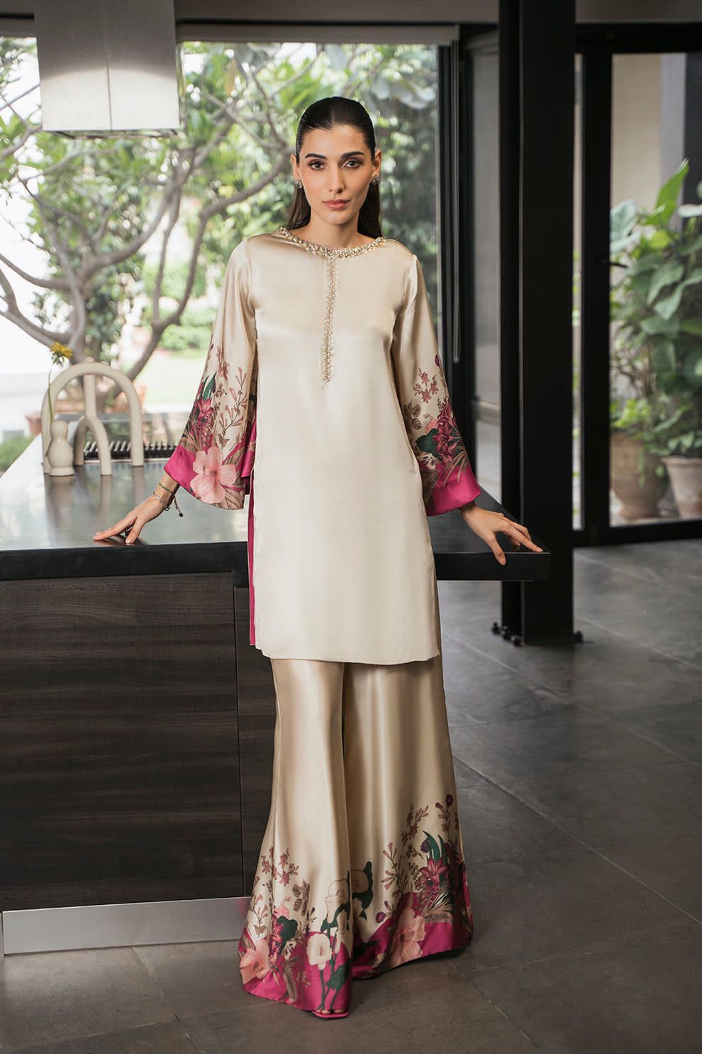 New Collection 2K25 – Luxury Shamoze Silk 3-Piece Suit